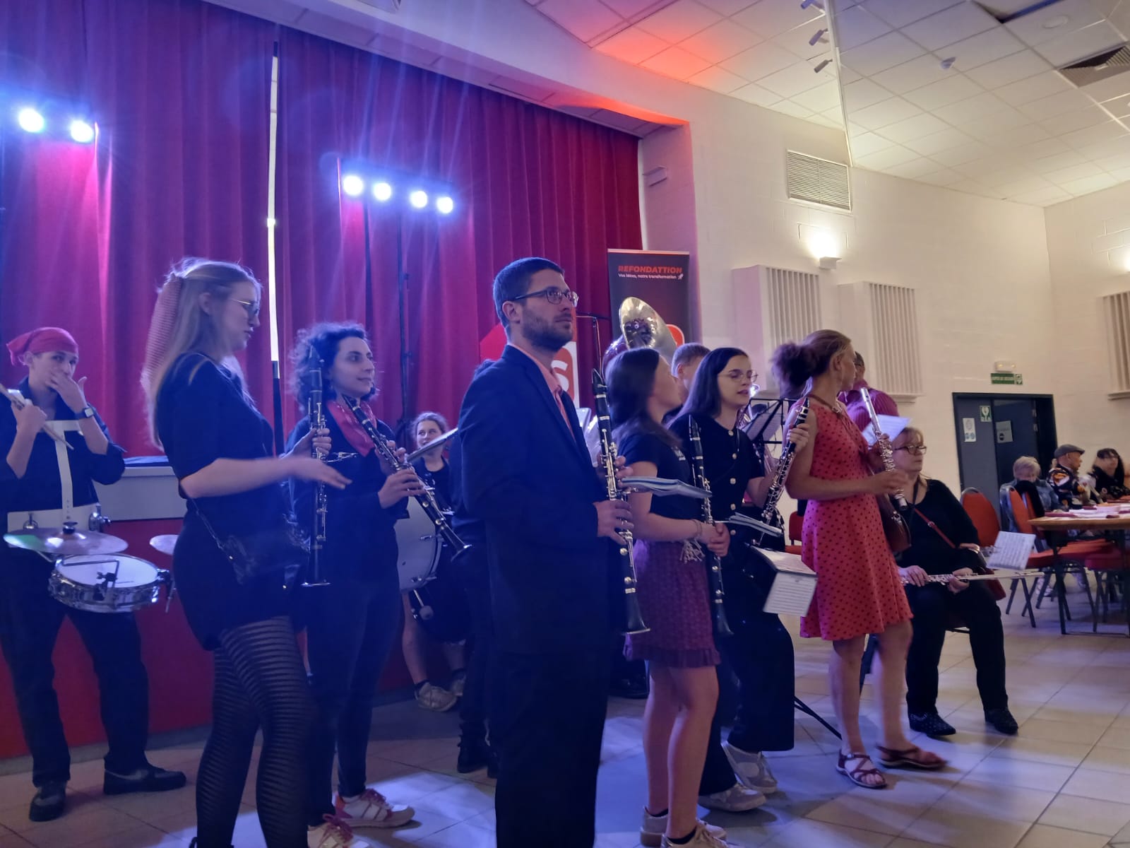 Les musiciens de l'EIW sur le 31 pour la fête de la solidarité